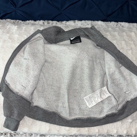 Nike Zip up Sweatshirt (3T) - Picture 6 of 6